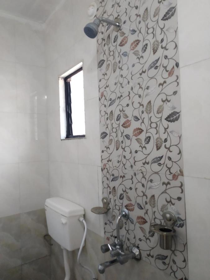 Hotel Vrundavan Púna Kültér fotó