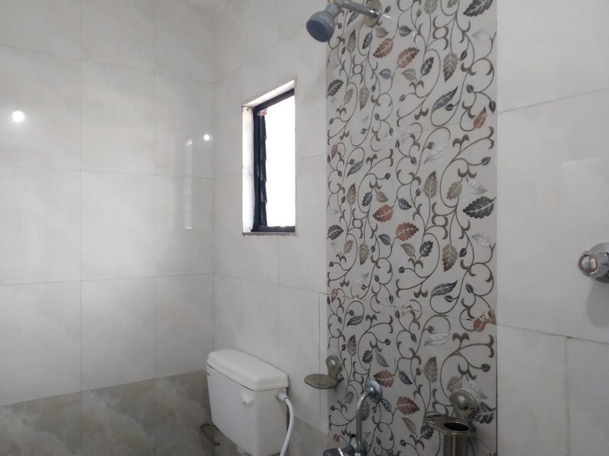 Hotel Vrundavan Púna Kültér fotó